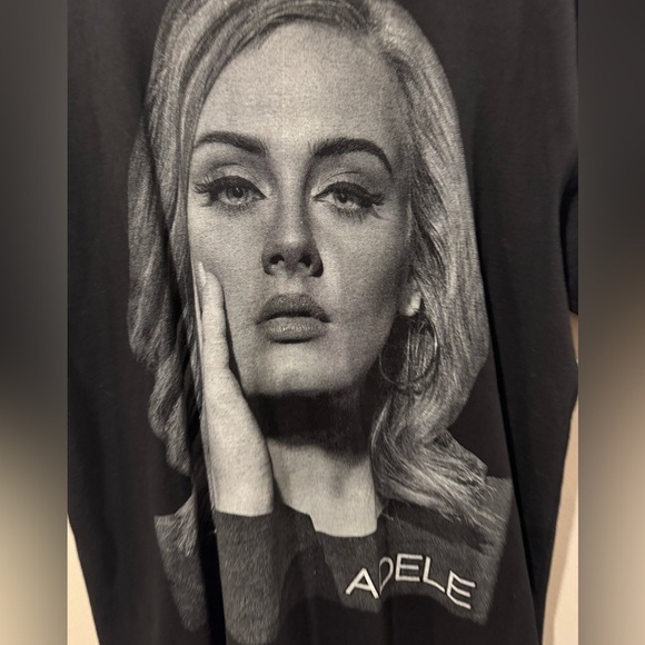 Adele Live 2016 Concert T-Shirt - Picture 3 of 5
